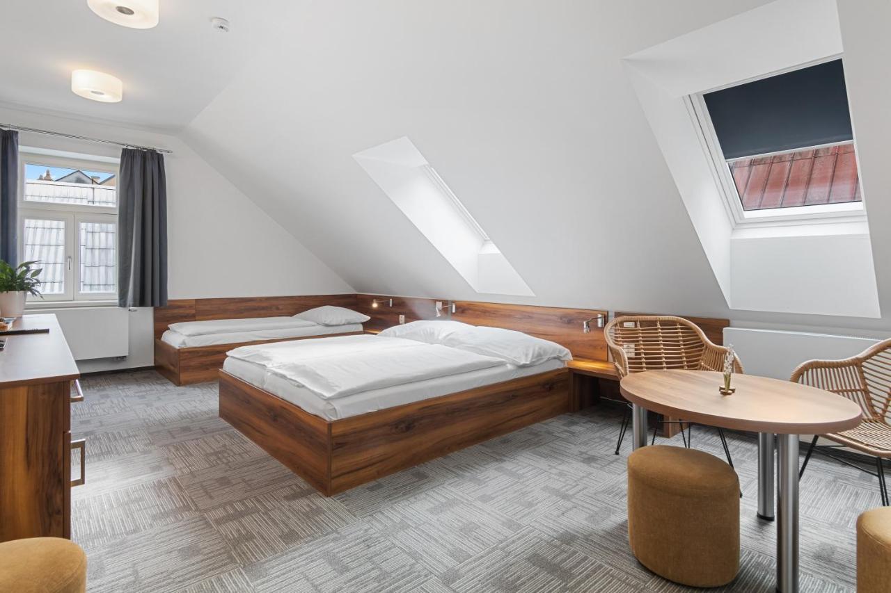 Penzion Na Náměstí Dvůr Králové nad Labem Exterior foto